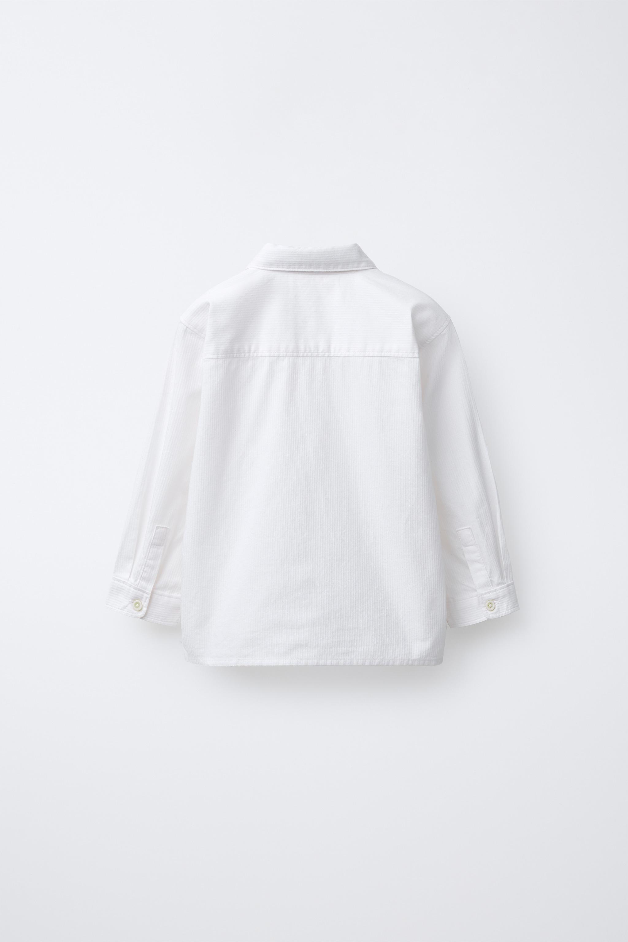 DETACHABLE BOW TIE SHIRT